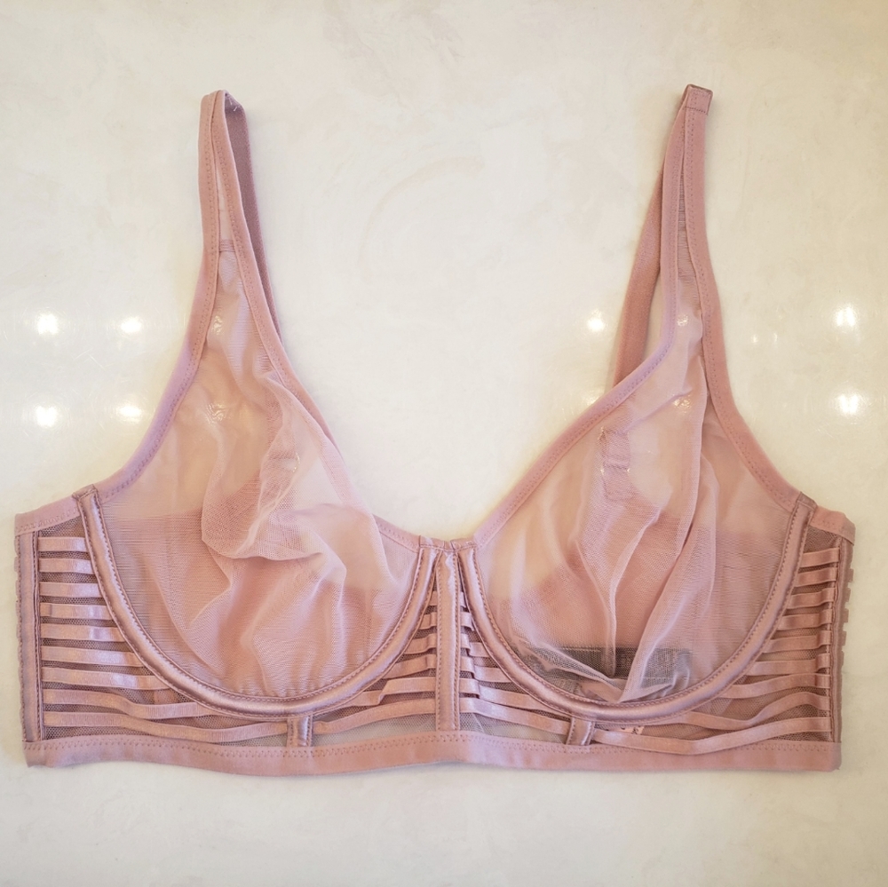 Victoria's Secret unlined plunge Bra 34B